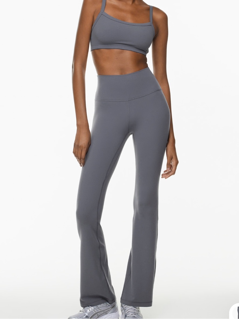 Aritzia Golden BUTTER Cheeky Hi-Rise Flare Legging Dark Gray Size 6 NWT